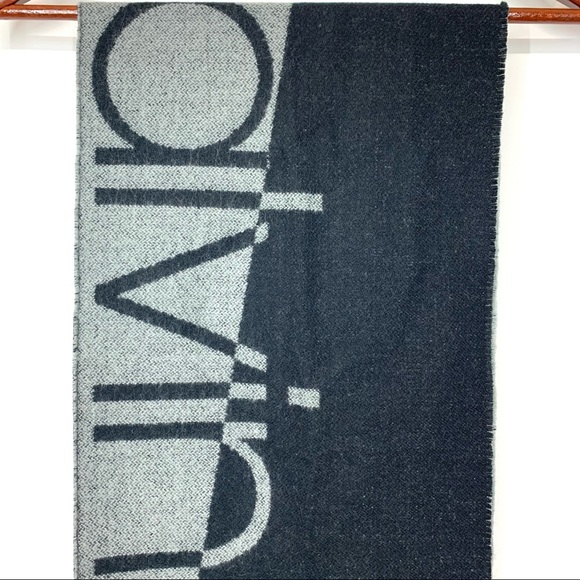 Calvin Klein Black & Gray Color Block Spellout Tassel Fringe Knit Scarf New Nwt - Picture 2 of 14
